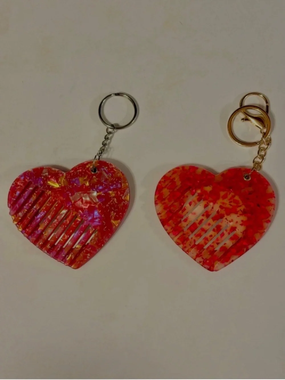 Set of 2 Heart Shaped Comb & Mirror Keychain Purse Charm Travel Compact Pink New